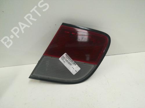 Used Right tailgate light NISSAN ALMERA I (N15) 1.6 (99 hp) 9355414