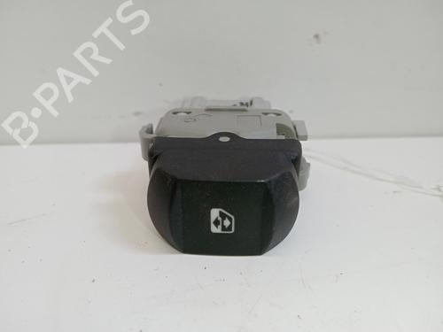 Mando elevalunas delantera derecho RENAULT VEL SATIS (BJ0_) 3.0 dCi (BJ0J, BJ0N) (177 hp) VALEO 28082 |