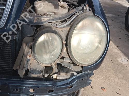 Used Left headlight MERCEDES-BENZ E-CLASS (W210) E 220 CDI (210.006) (125 hp) 24366228