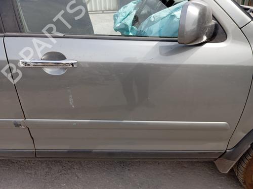 Used Right front door HONDA CR-V II (RD_) 2.2 CTDi (RD9) (140 hp) 22516541