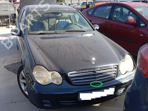 Used Hood lock MERCEDES-BENZ C-CLASS (W203) C 220 CDI (203.008) (150 hp) 24333326