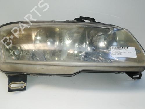 Koplamp rechts FIAT STILO (192_) 1.9 JTD (192_XE1A) (115 hp) 40785748 |