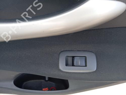 Højre bagtil elrude kontakt TOYOTA AURIS (_E15_) [2006-2012]  25333566