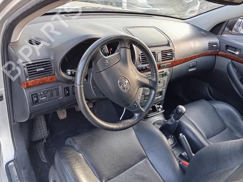 Right front fenders TOYOTA AVENSIS Saloon (_T25_) 2.0 D-4D (CDT250_, CDT250R) | BP29943207C42