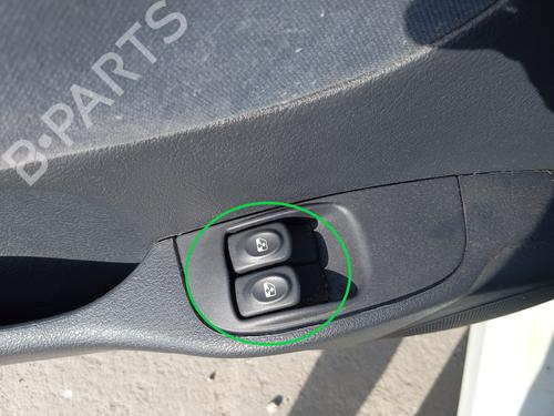 Used Left front window switch RENAULT MEGANE I (BA0/1_) 1.4 16V (BA0D, BA1H, BA0W, BA10) (95 hp) 28478069