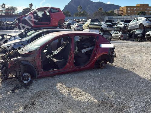 Left front fenders RENAULT MEGANE III Hatchback (BZ0/1_, B3_) 1.5 dCi (BZ09, BZ0D, BZ1W, BZ29, BZ14) | BP31762127C41