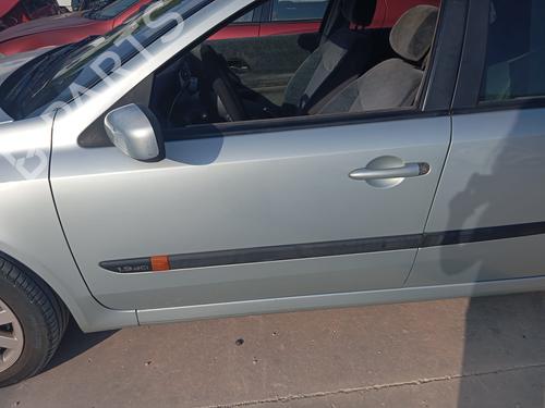 Used Front left exterior door handle RENAULT LAGUNA II (BG0/1_) [2001-2007]  25471248