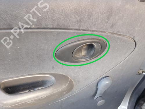 Venstre bagtil invendig håndtag DAEWOO MATIZ (M100, M150) 0.8 (52 hp) 16228570