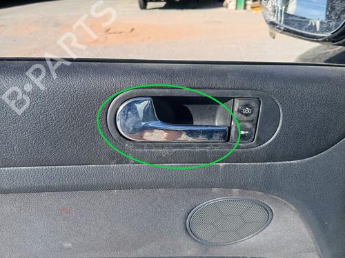 Used Front left interior door handle VW GOLF PLUS V (5M1, 521) [2004-2013]  28491974