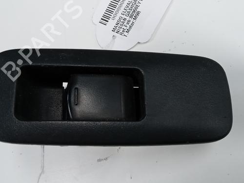 Used Right rear window switch NISSAN QASHQAI I (J10, NJ10) 2.0 dCi (150 hp) 13569426