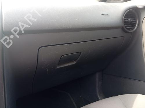 Used Glove box SEAT IBIZA III (6L1) [2002-2009]  26655386