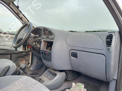 Tableau de bord FORD FIESTA IV (JA_, JB_) 1.25 i 16V | BP16233748C46 