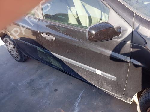 Used Right front door RENAULT CLIO III (BR0/1, CR0/1) 1.2 16V (BR0R, BR1D, BR1L, CR0R) (65 hp) 24198413
