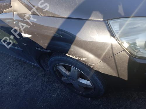 Used Right front fenders RENAULT GRAND SCÉNIC II (JM0/1_) 1.6 (113 hp) 25862838
