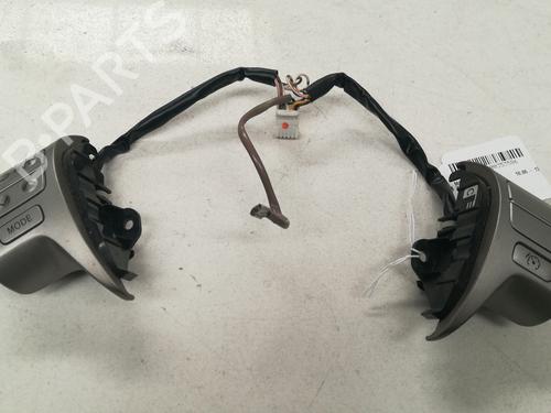 Used Steering wheel controls TOYOTA AURIS (_E15_) [2006-2012]  13028874