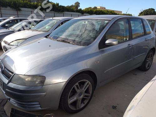 Used Right headlight Right headlight FIAT STILO (192_) 1.9 D Multijet (120 hp) 9688498 9688498