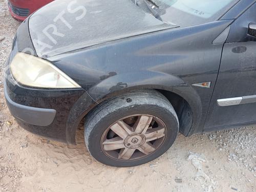 Guarda-lamas esquerdo Guarda-lamas esquerdo RENAULT MEGANE II (BM0/1_, CM0/1_) 1.6 16V (BM0C, CM0C) (113 hp) 32504067 32504067