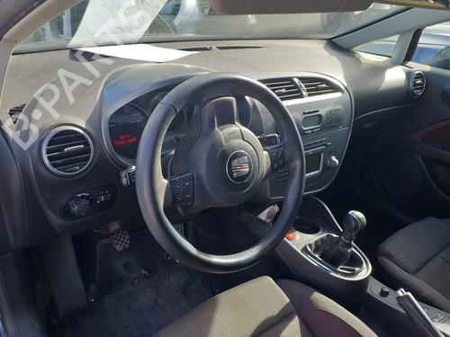 Used Glove box SEAT LEON (1P1) 2.0 TDI 16V (140 hp) 12295618