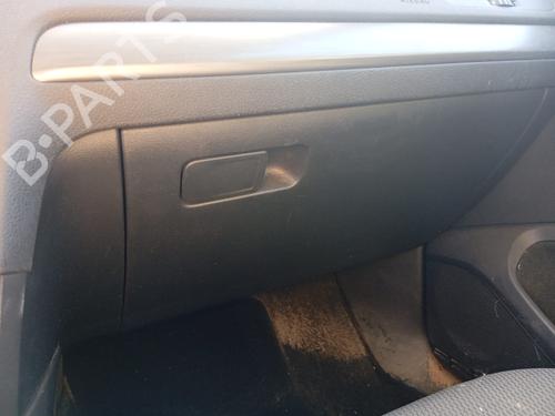 Used Glove box VW GOLF VII (5G1, BQ1, BE1, BE2) [2012-2021]  24262724