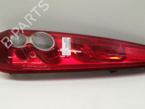 Used Right taillight FORD FIESTA V (JH_, JD_) 1.4 TDCi (68 hp) 13894906