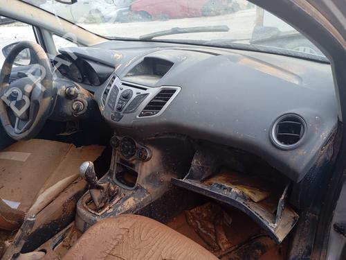 Used Glove box FORD FIESTA VI (CB1, CCN) 1.25 (82 hp) 24471913