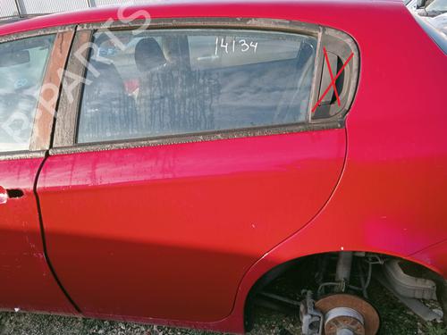 Dør venstre bagtil ALFA ROMEO 147 (937_) 1.6 16V T.SPARK ECO (937.AXA1A, 937.BXA1A) (105 hp) 21170164