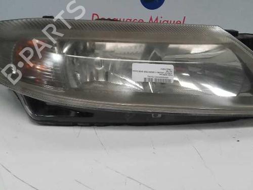 Used Right headlight RENAULT LAGUNA II Grandtour (KG0/1_) 1.8 16V (KG0B, KG0M) (120 hp) 9353723