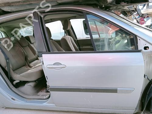 Used Front right lock RENAULT SCÉNIC II (JM0/1_) 1.9 dCi (JM0G, JM12, JM1G, JM2C) (120 hp) 25848626
