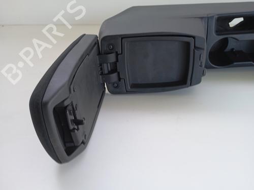 Armrest / Center console TOYOTA AURIS (_E18_) 1.8 Hybrid (ZWE186_, ZWE186R) | BP34287912I20 - Image 4
