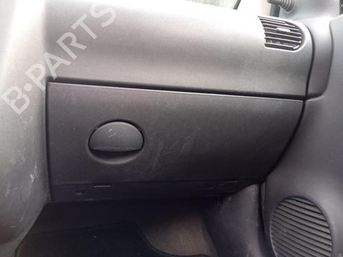 Used Glove box OPEL CORSA C (X01) 1.3 CDTI (F08, F68) (70 hp) 25330972