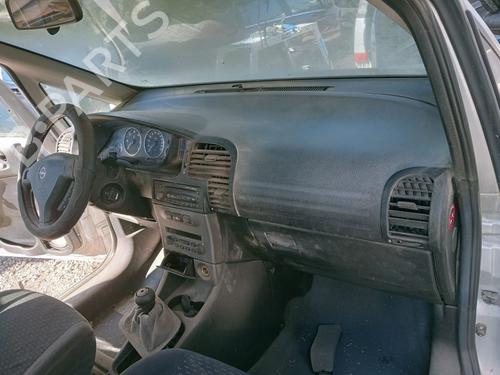 Used Passenger airbag OPEL ZAFIRA A MPV (T98) 2.2 DTI 16V (F75) (125 hp) 17227196