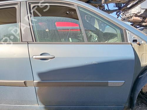 Używane Klamka zewnętrzna drzwi przednich prawych RENAULT SCÉNIC II (JM0/1_) [2003-2010]  25851608