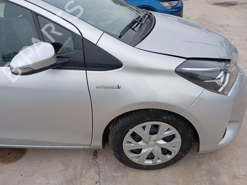 Used Right front fenders TOYOTA YARIS (_P13_) 1.5 Hybrid (NHP130_, NHP130) (101 hp) 28413307