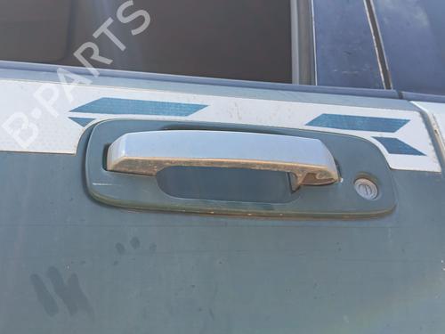 Used Front left exterior door handle NISSAN X-TRAIL I (T30) [2001-2013]  12277654