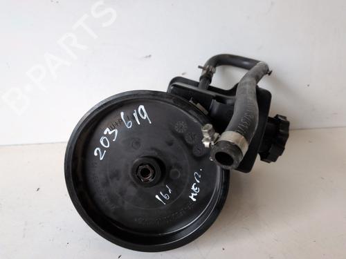 Used Steering pump Steering pump MERCEDES-BENZ C-CLASS (W203) C 180 Kompressor (203.046) (143 hp) 33201770 33201770