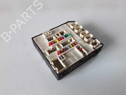 Used Fuse box RENAULT LAGUNA II Grandtour (KG0/1_) 2.0 dCi (KG1T) (150 hp) 9315250