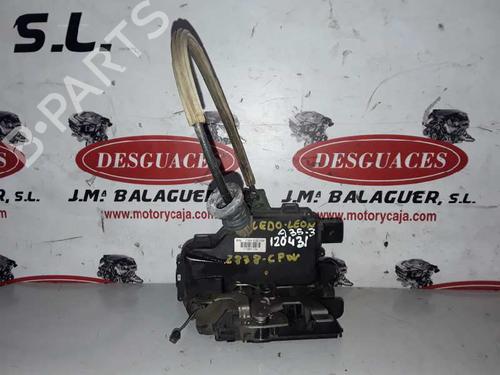 Høyre bak lås SEAT LEON (1M1) 1.9 TDI (130 hp) 9346097