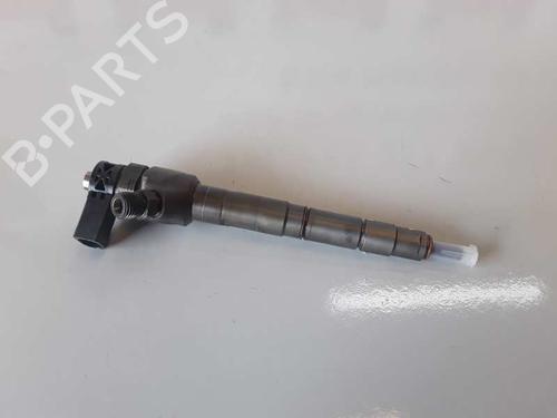 Used Injector VW GOLF VII (5G1, BQ1, BE1, BE2) 1.6 TDI (105 hp) 9284414