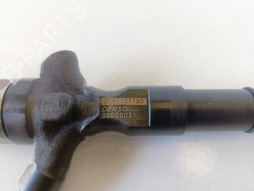 Injector TOYOTA LAND CRUISER PRADO (_J12_) 3.0 D-4D (KDJ120, KDJ125) | BP19084066M100 