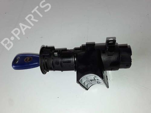 Used Ignition barrel FIAT PUNTO (188_) [1999-2012]  9283212
