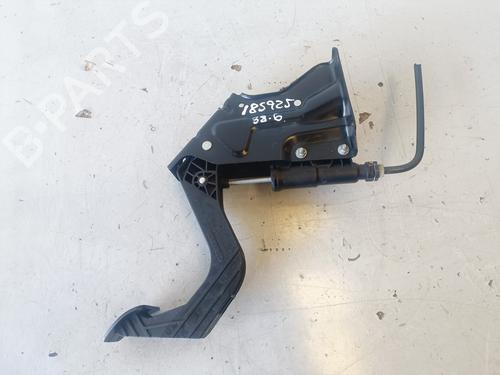 Used Clutch pedal MERCEDES-BENZ SPRINTER 4,6-t Van (B906) 416 CDI (906.653, 906.655, 906.657, 906.633, 906.635,... (163 hp) 15372086