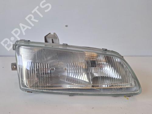 Used Right headlight HYUNDAI H-1 Van (A1) [1997-2008]  26719884