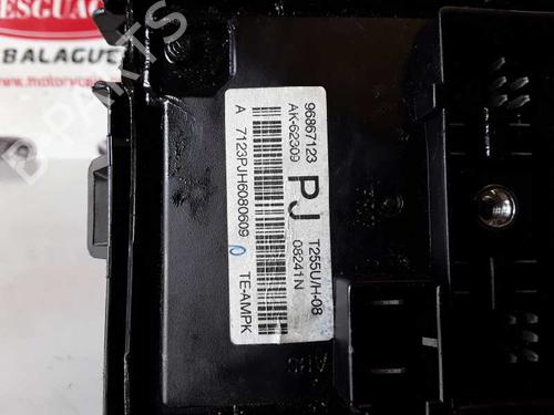 Fuse box CHEVROLET AVEO / KALOS Hatchback (T250, T255) 1.2 | BP9283917E1 