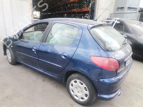 Faro izquierdo PEUGEOT 206 Hatchback (2A/C) 1.4 HDi eco 70 | BP10936563C28 