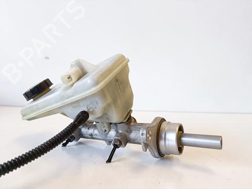 Brake master cylinder RENAULT TRAFIC II Platform/Chassis (EL) 1.9 dCi 100 (EL0C) | BP17947270M77 