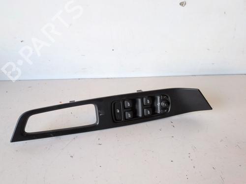 Used Left front window switch Left front window switch VOLVO XC60 I SUV (156) D5 AWD (205 hp) 33201789 33201789