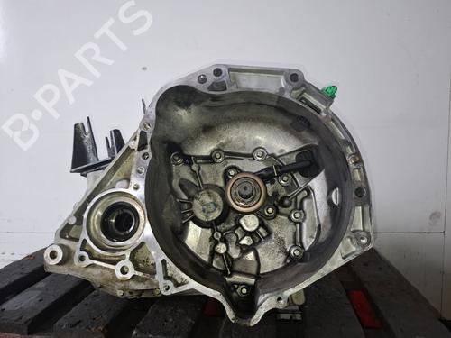 Used Gearbox NISSAN MICRA III (K12) 1.2 16V (65 hp) 28950596