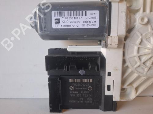 Left front window motor SEAT LEON (1P1) | BP29911385E21