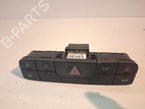 Bouton de warning VW GOLF V (1K1) 1.4 TSI (170 hp) 30729822