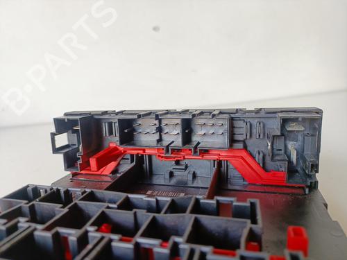 Fuse box VW TOURAN (1T1, 1T2) 1.9 TDI | BP20599085E1 